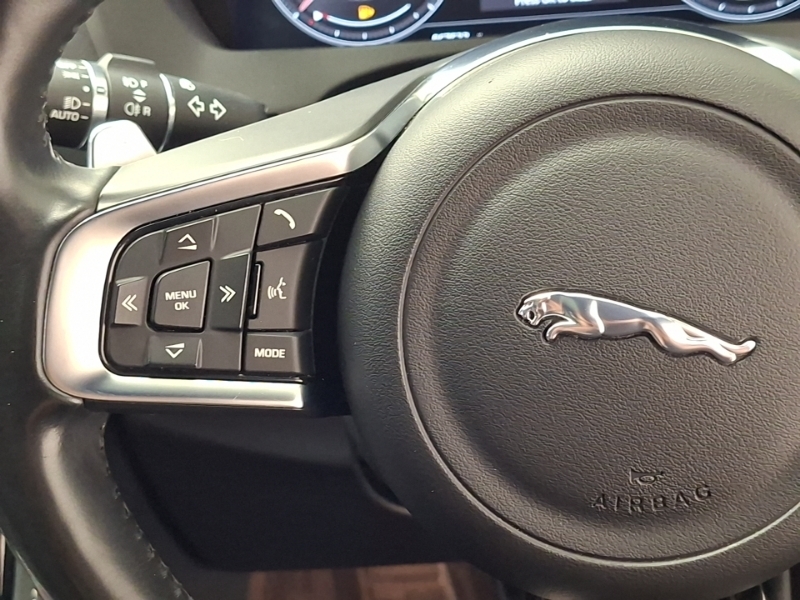 Jaguar F-Pace 2.0D R-sport Awd  #12