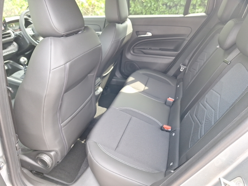 Jeep Avenger 1.2 Altitude Grey #6