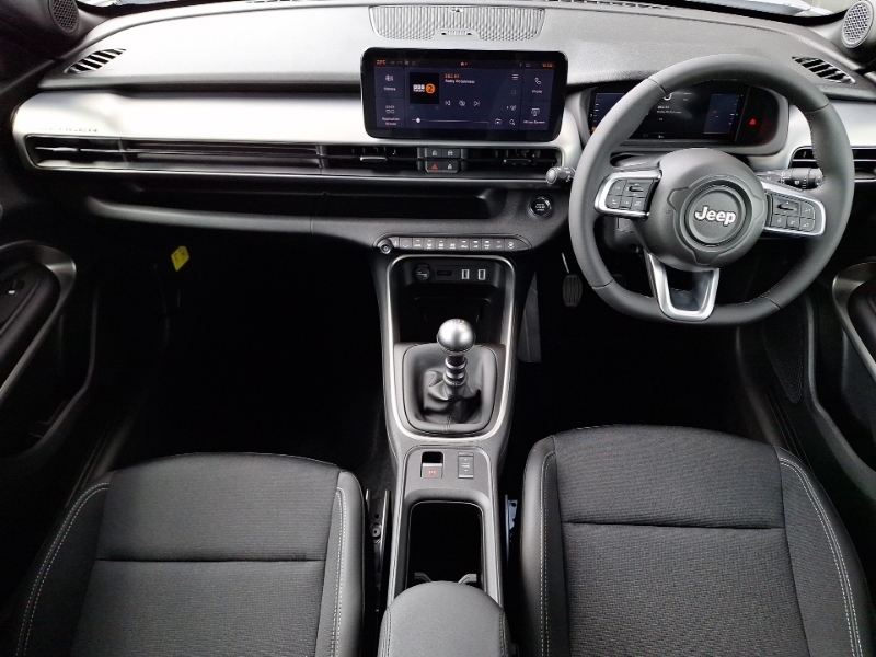 Jeep Avenger 1.2 Altitude Black #3