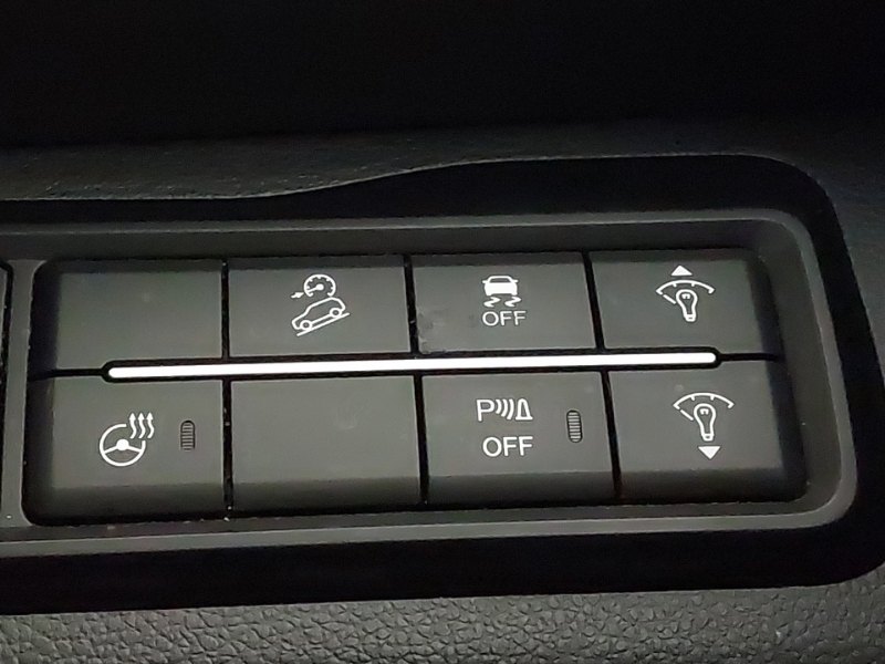 SsangYong Tivoli K40 White #16