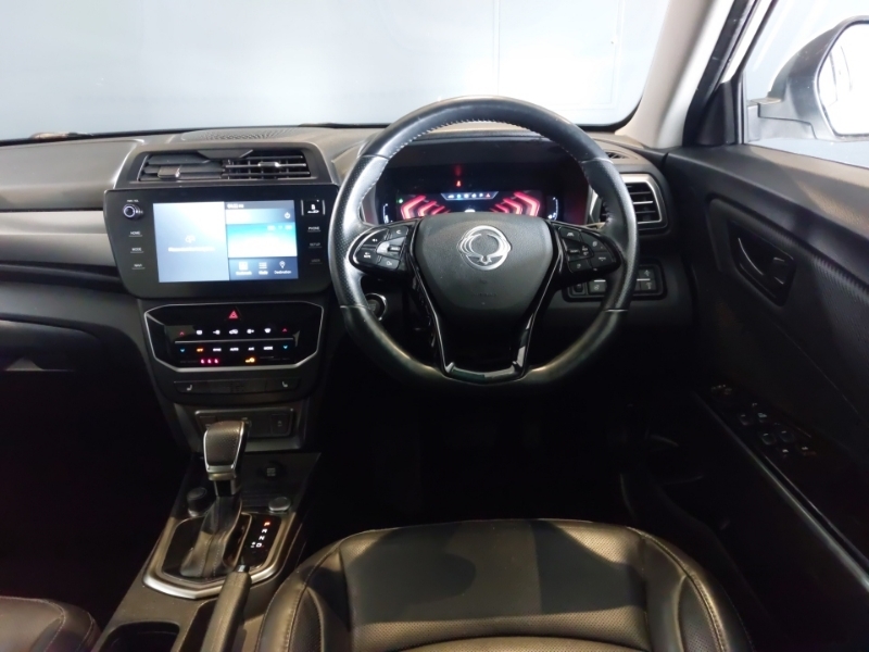 SsangYong Tivoli K40 White #7