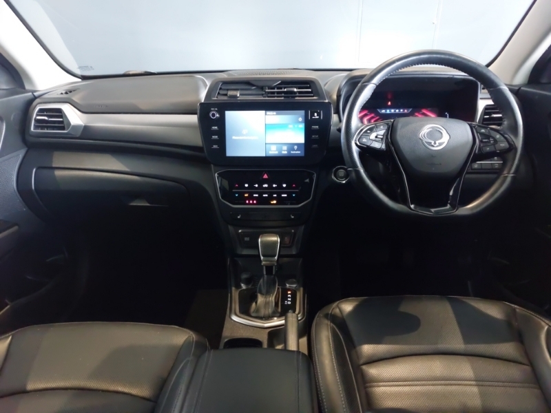 SsangYong Tivoli 1.5 K40 White #3