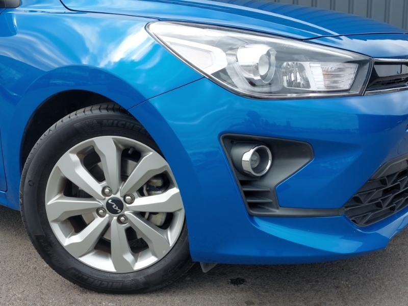 Kia RIO 1.0 T Gdi 2 White #20