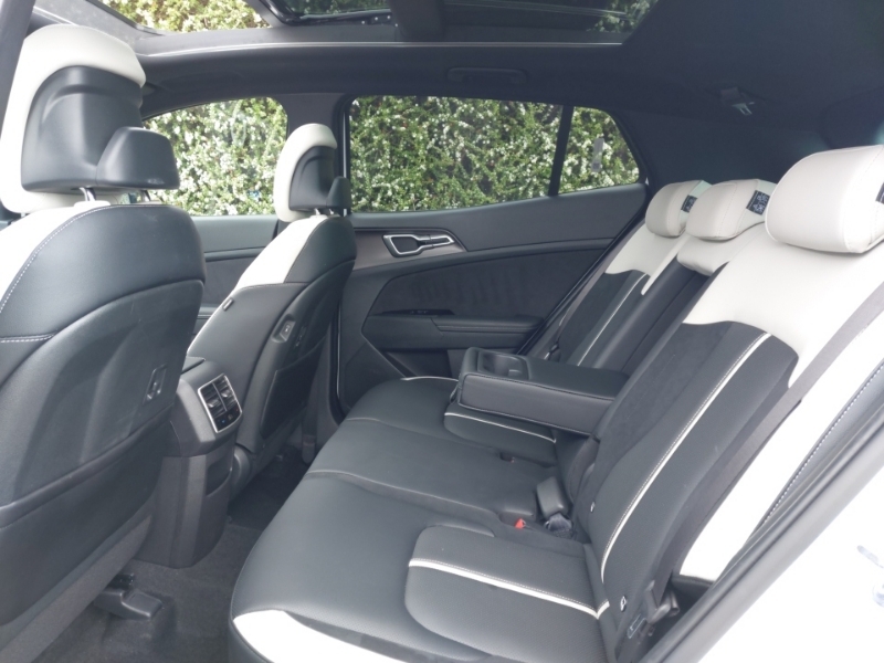 Kia Sportage 1.6T Gdi Hev Gt-line S White #6