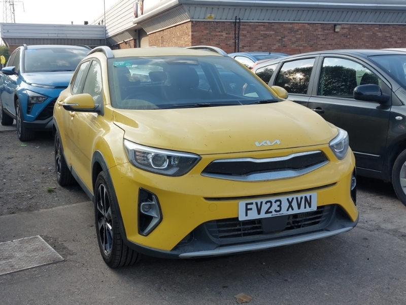 Kia Stonic 1.0T Gdi 99 2 Yellow