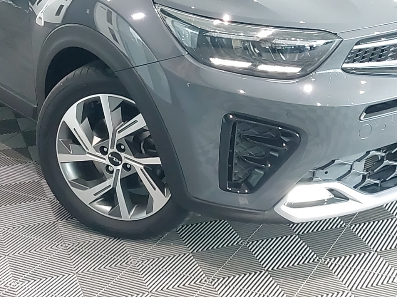 Kia Stonic 1.0T Gdi 99 2 Black #20