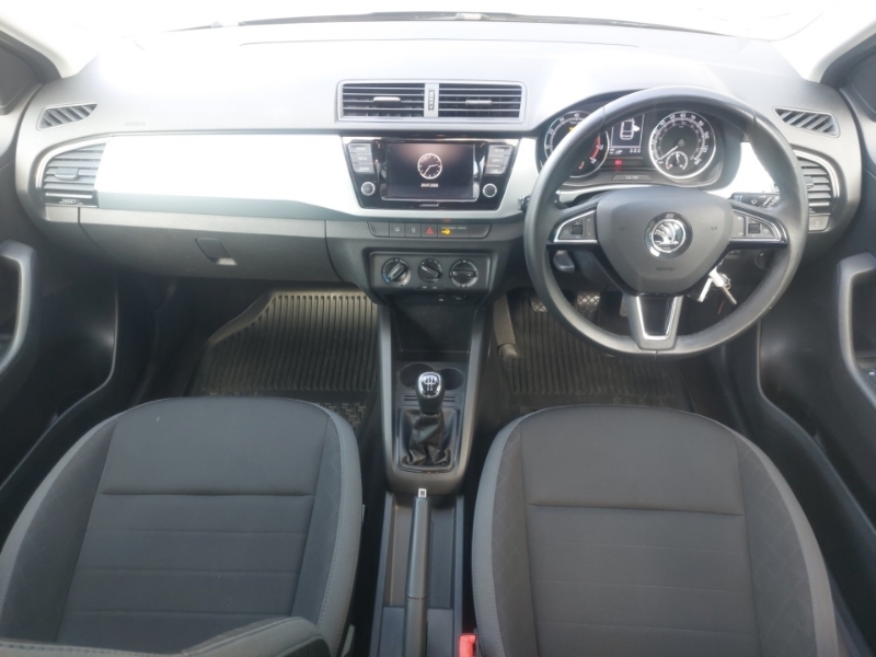Skoda Fabia 1.0 Tsi Se Grey #3