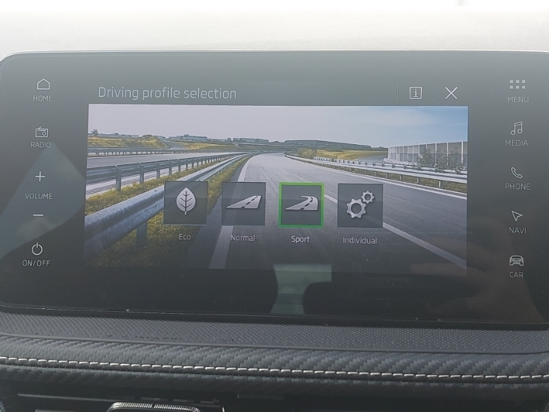 Skoda Fabia 1.0 Tsi Design Edition White #15