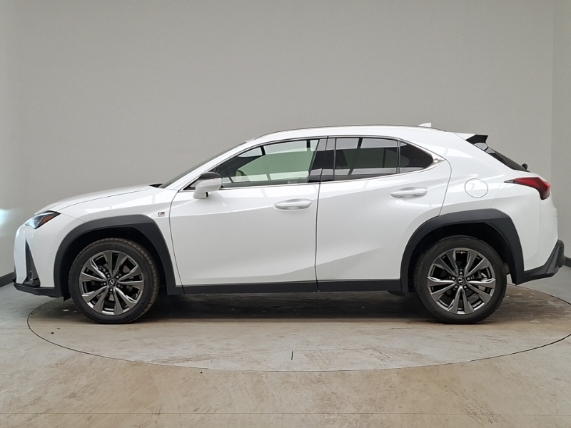 Lexus UX 250H 2.0 F-sport Design Cvt White #4
