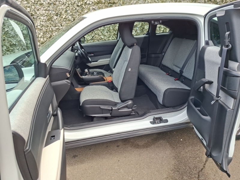 Mazda MX-30 Gt Sport Tech 35.5Kwh Red #16
