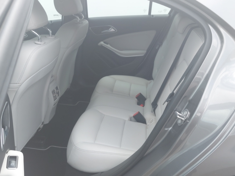 Mercedes-Benz A Class A 200 D Amg Line Silver #6
