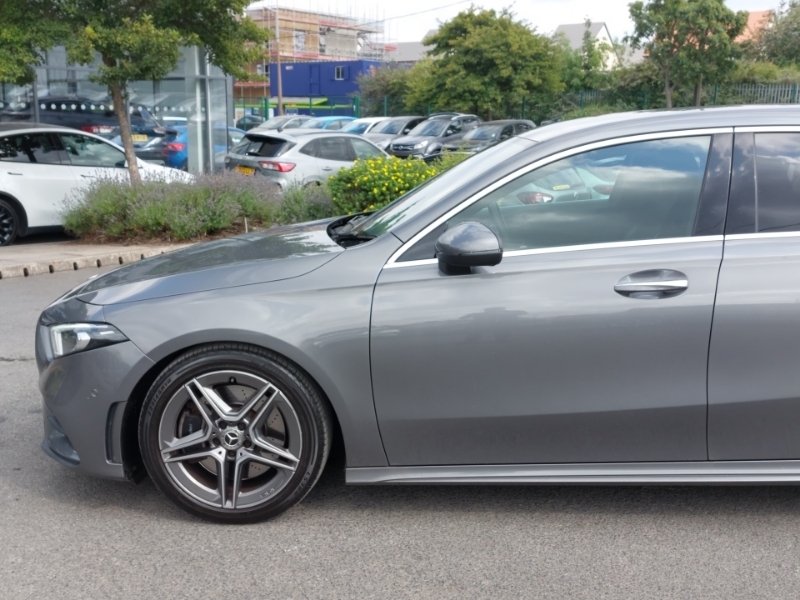 Mercedes-Benz A Class A 200 Amg Line Blue #19