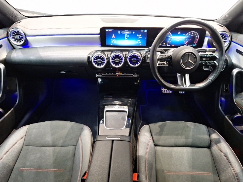 Mercedes-Benz CLA Class Cla 200 Amg Line Executive Tip Black #3