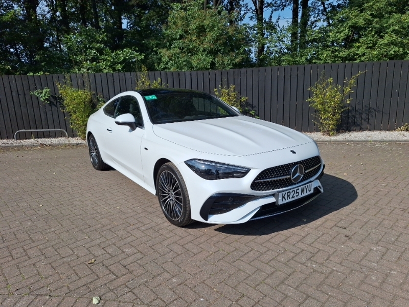 Mercedes-Benz CLE Class Cle 300E Amg Line Premium 9G-tronic White