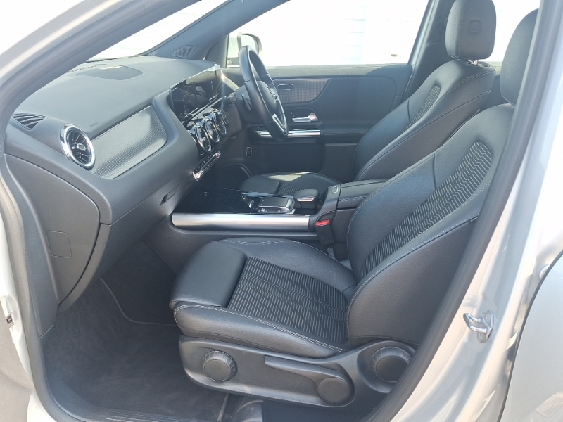 Mercedes-Benz GLA Class Gla 200D Sport Silver #5