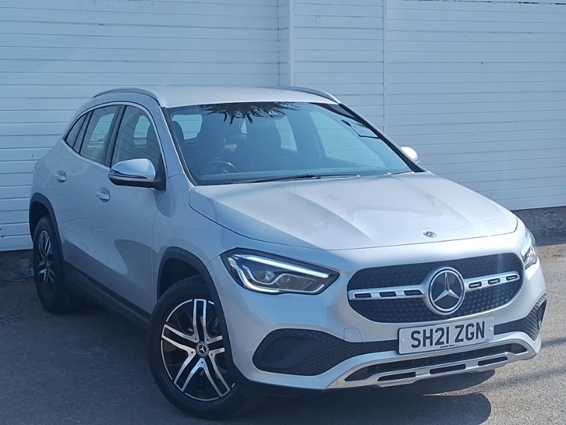 Mercedes-Benz GLA Class Gla 200D Sport Silver