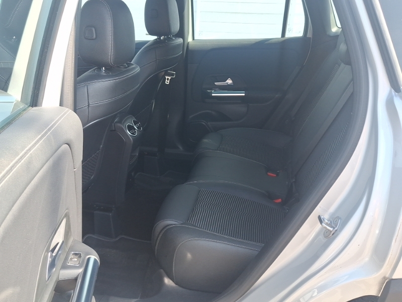 Mercedes-Benz GLA Class Gla 200D Sport Silver #6