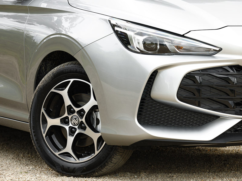MG MG3 1.5 Hybrid Trophy Black #19