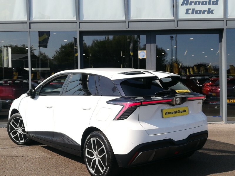MG MG4 150Kw Trophy Ev Long Range 64Kwh White