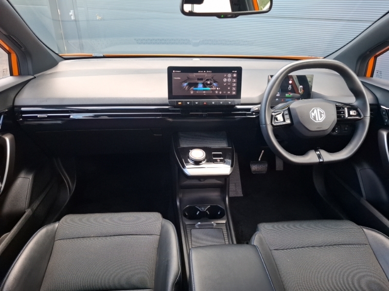 MG MG4 150Kw Trophy Ev Long Range 64Kwh Orange #3