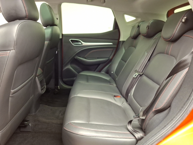 MG ZS 1.0T Gdi Exclusive SB72BZE Orange #6