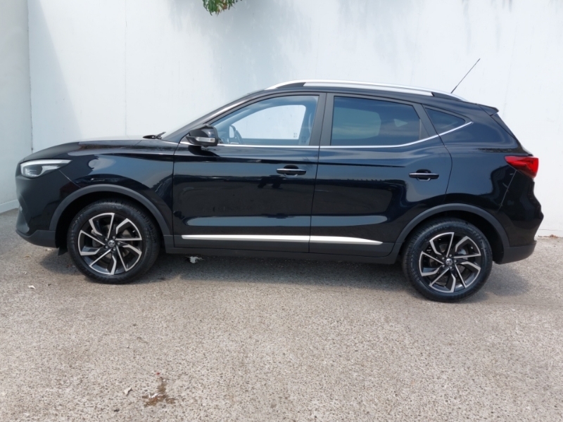 MG ZS 1.5 Vti-tech Exclusive Black #4