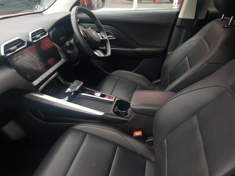 MG ZS 1.5 Hybrid Trophy Red #5