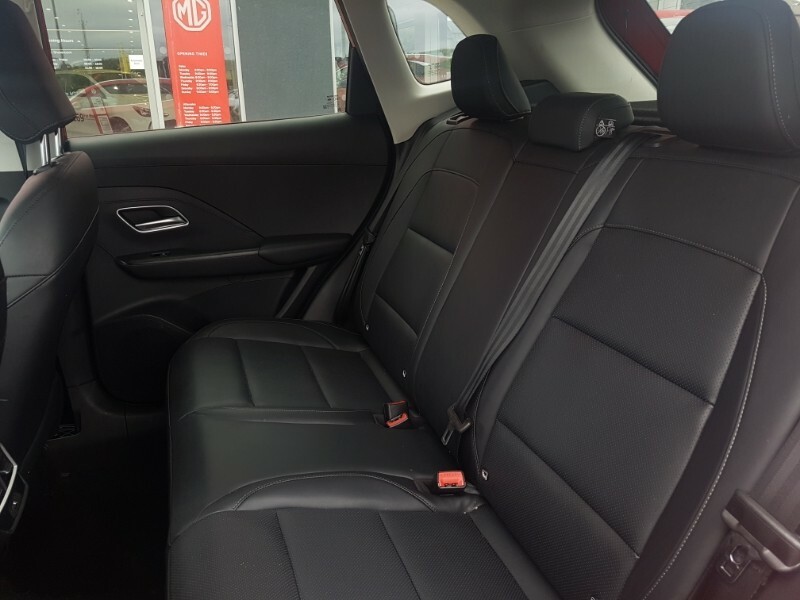 MG ZS 1.5 Hybrid Trophy Red #6