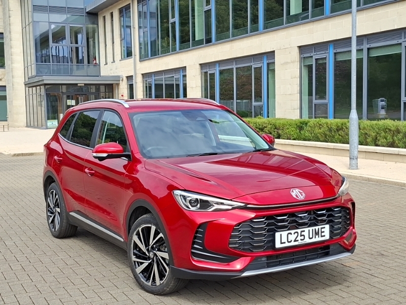 MG ZS 1.5 Hybrid Trophy Red