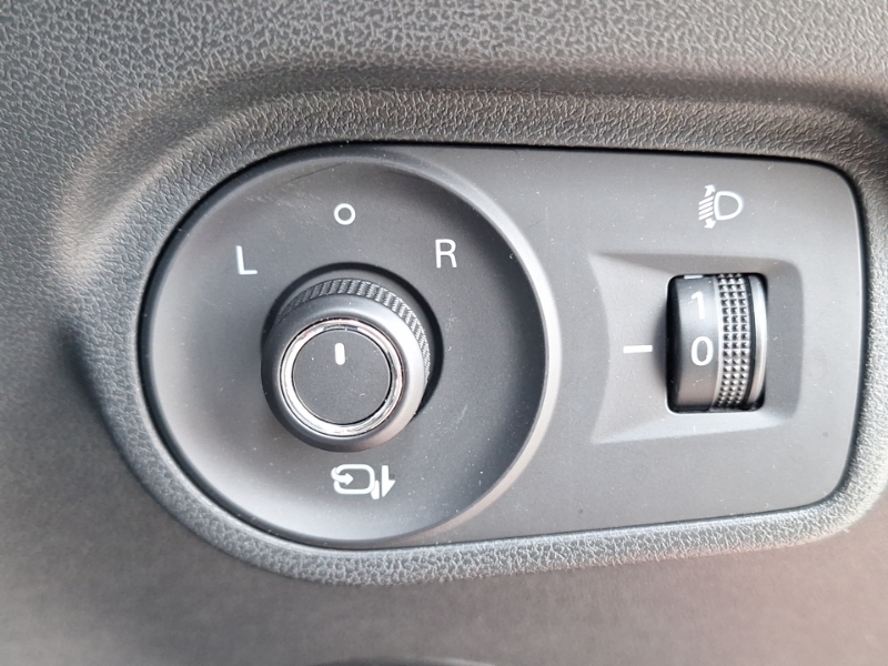 MG ZS 1.5 Hybrid Trophy Black #17