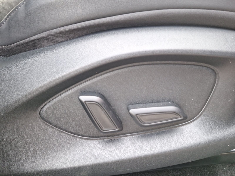 MG ZS 1.5 Hybrid Trophy Black #16