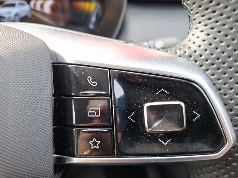 MG ZS 1.5 Hybrid Trophy Black #13