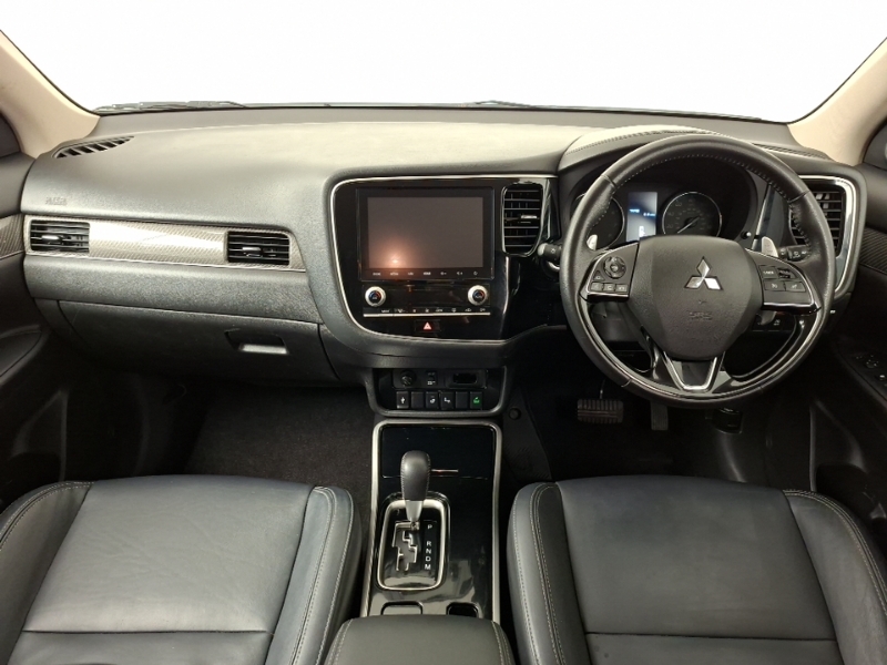 Mitsubishi Outlander 2.0 Exceed Cvt White #3