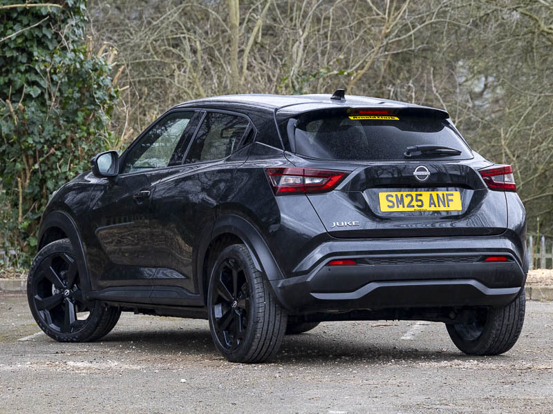 Nissan Juke 1.0 Dig-t Tekna Dct Black #2