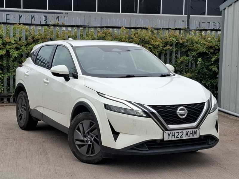 Nissan Qashqai 1.3 Dig-t Mh Acenta Premium White