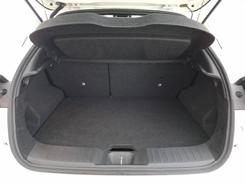 Nissan Juke Tekna Silver #18