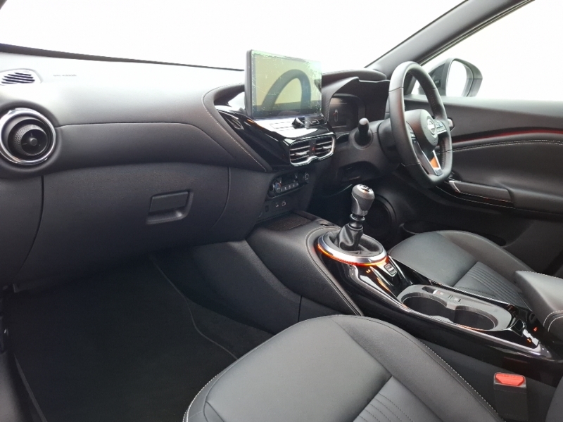 Nissan Juke 1.0 Dig-t Tekna White #5