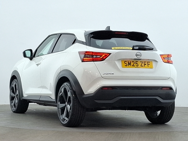 Nissan Juke 1.0 Dig-t Tekna White #2