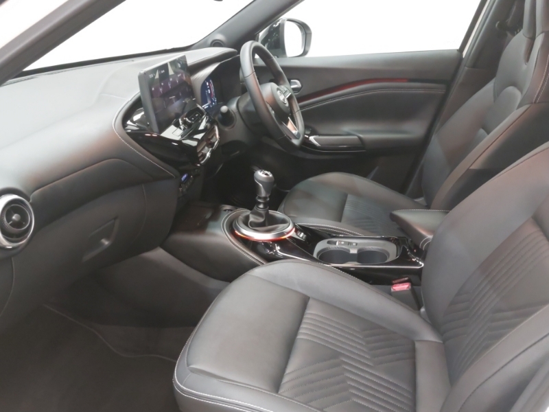 Nissan Juke 1.0 Dig-t Tekna SM25ZDX White #5