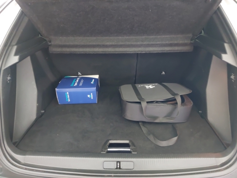 Peugeot e-2008 1.2 Puretech 130 Gt Grey #18