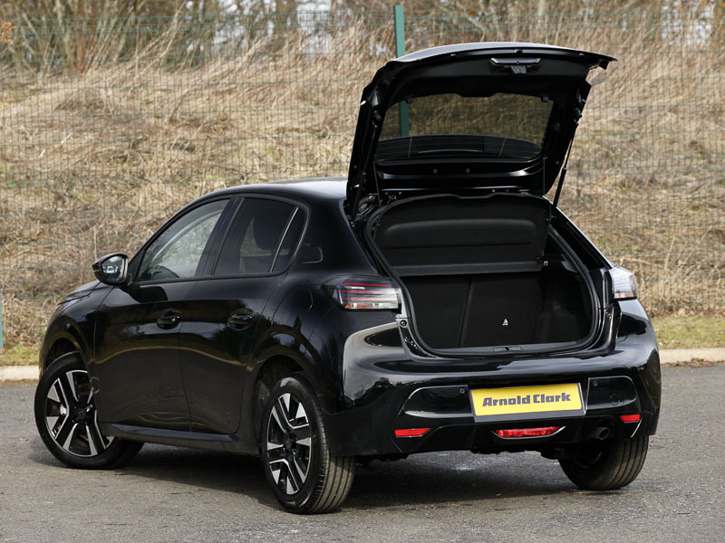 Peugeot 208 1.2 Hybrid 110 Gt E-dsc6 Black #18