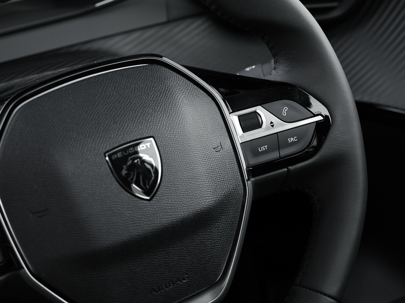 Peugeot 208 1.2 Hybrid 110 Gt E-dsc6 Black #15