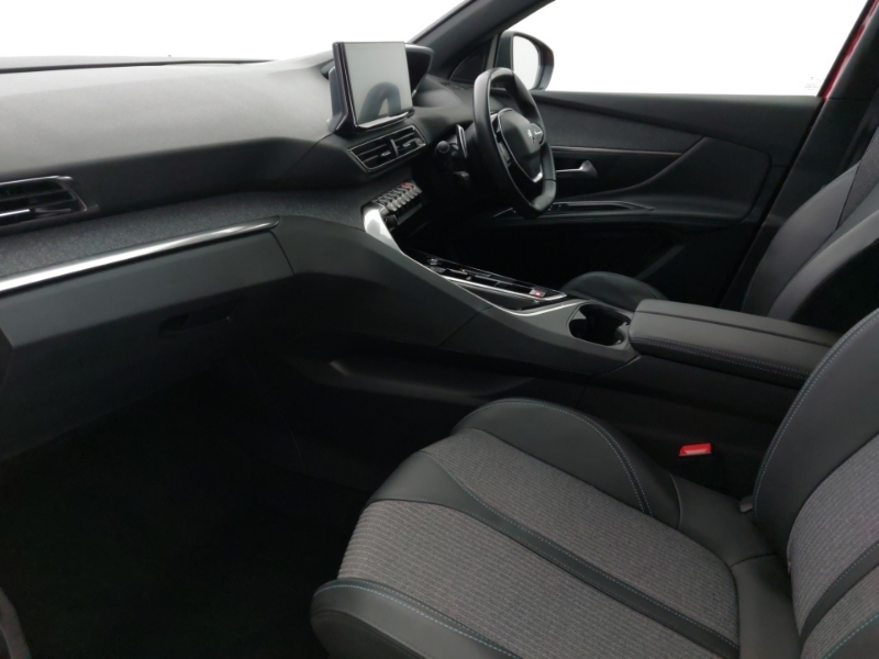 Peugeot 3008 1.2 Puretech Allure Premium Eat8 Red #5