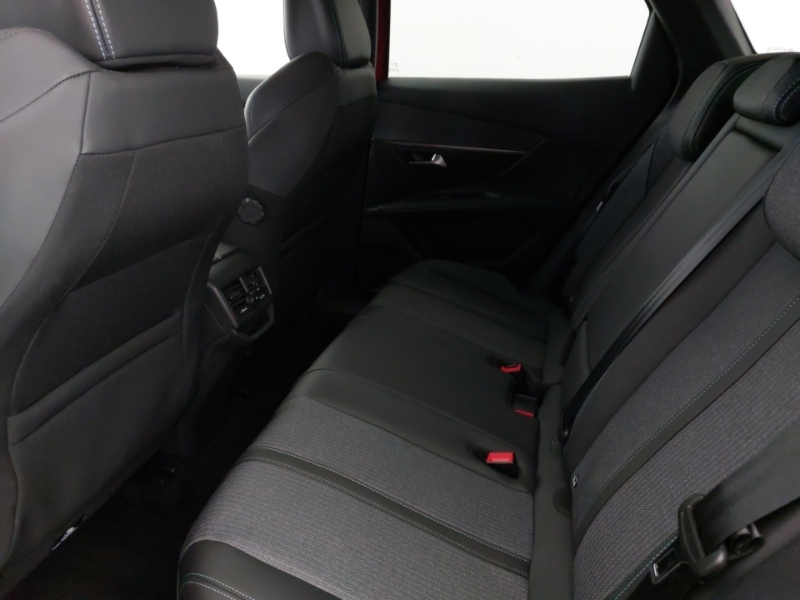 Peugeot 3008 1.2 Puretech Allure Premium Eat8 Red #6