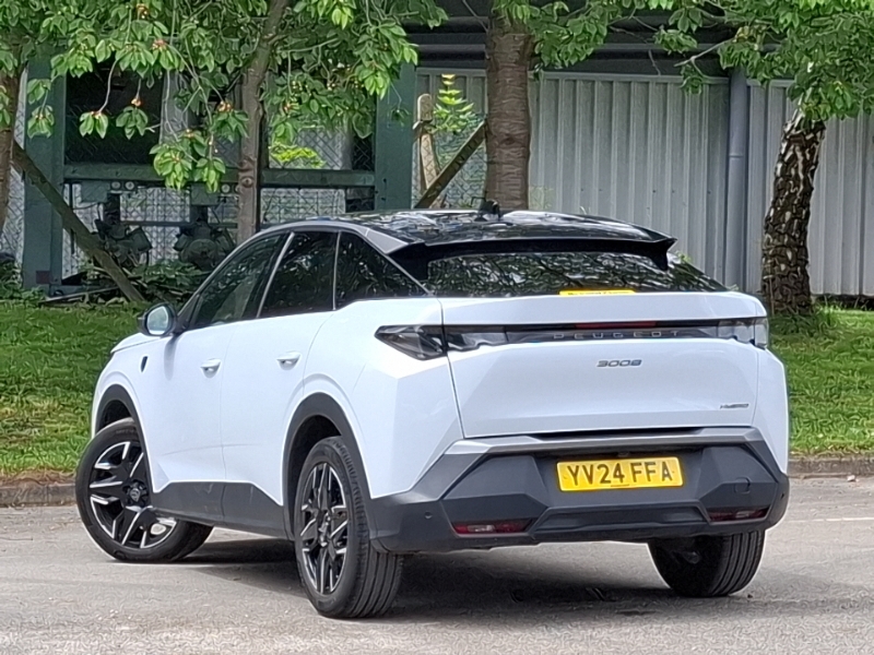 Peugeot 3008 1.2 Hybrid 136 Gt E-dsc6 White #2