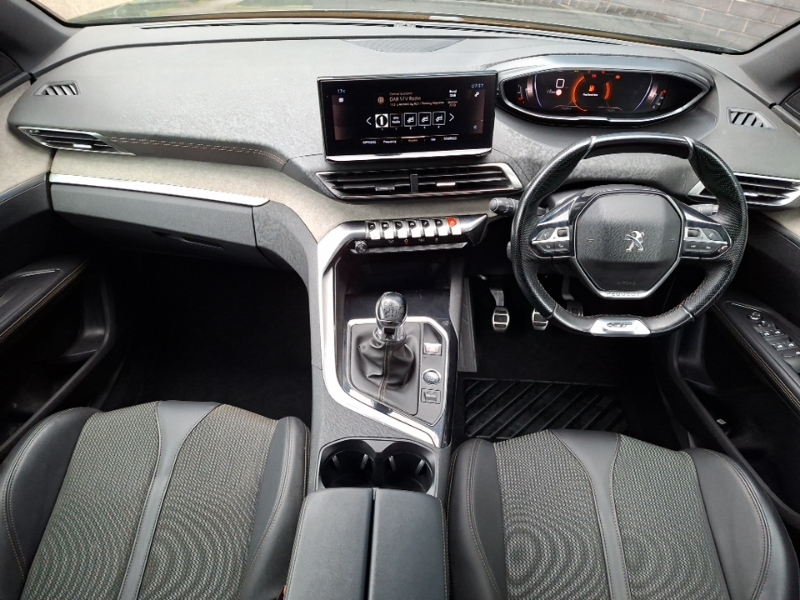 Peugeot 5008 1.5 Bluehdi Gt Black #3