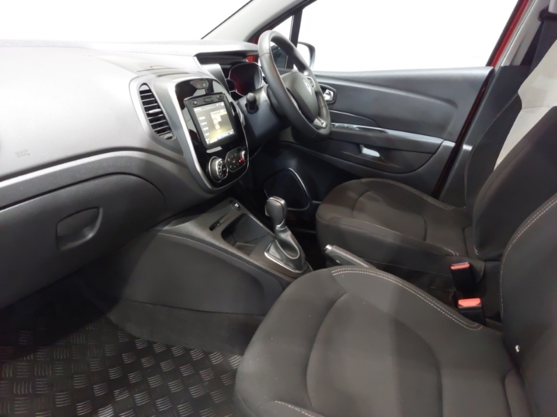 Renault Captur 1.5 Dci 90 Iconic Edc HS19EPE Red #5