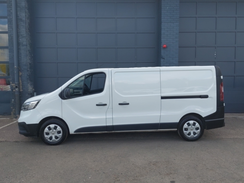 Renault Trafic Ll30 Blue Dci 130 Business Van White #4