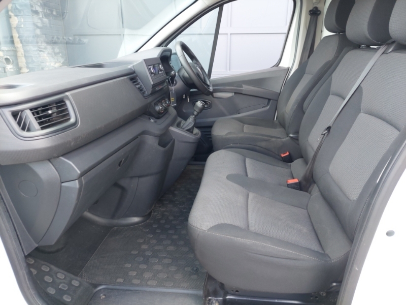 Renault Trafic Ll30 Blue Dci 130 Business Van White #5