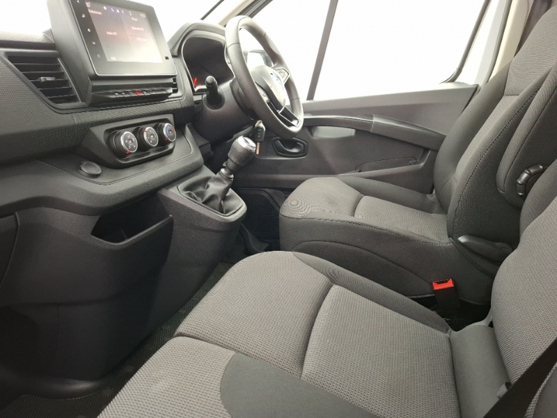 Renault Trafic Ll30 Blue Dci 130 Advance Safety Van White #5